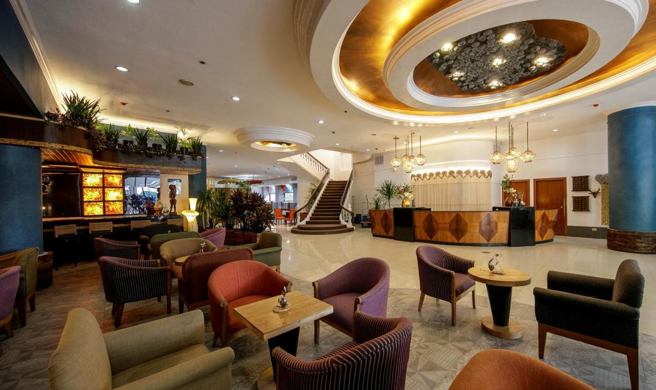The Bellavista Hotel Lapu-Lapu City Esterno foto
