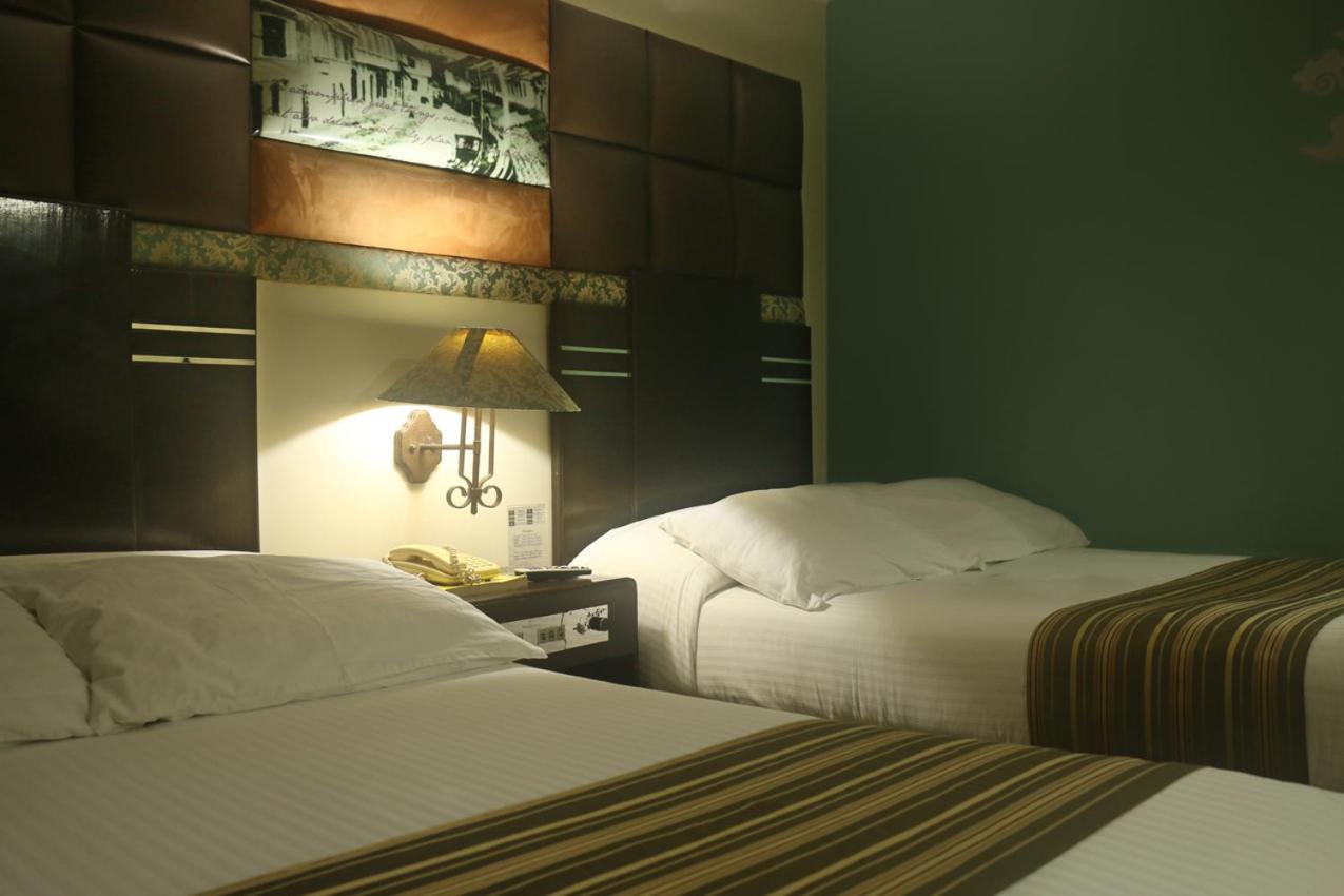 The Bellavista Hotel Lapu-Lapu City Esterno foto