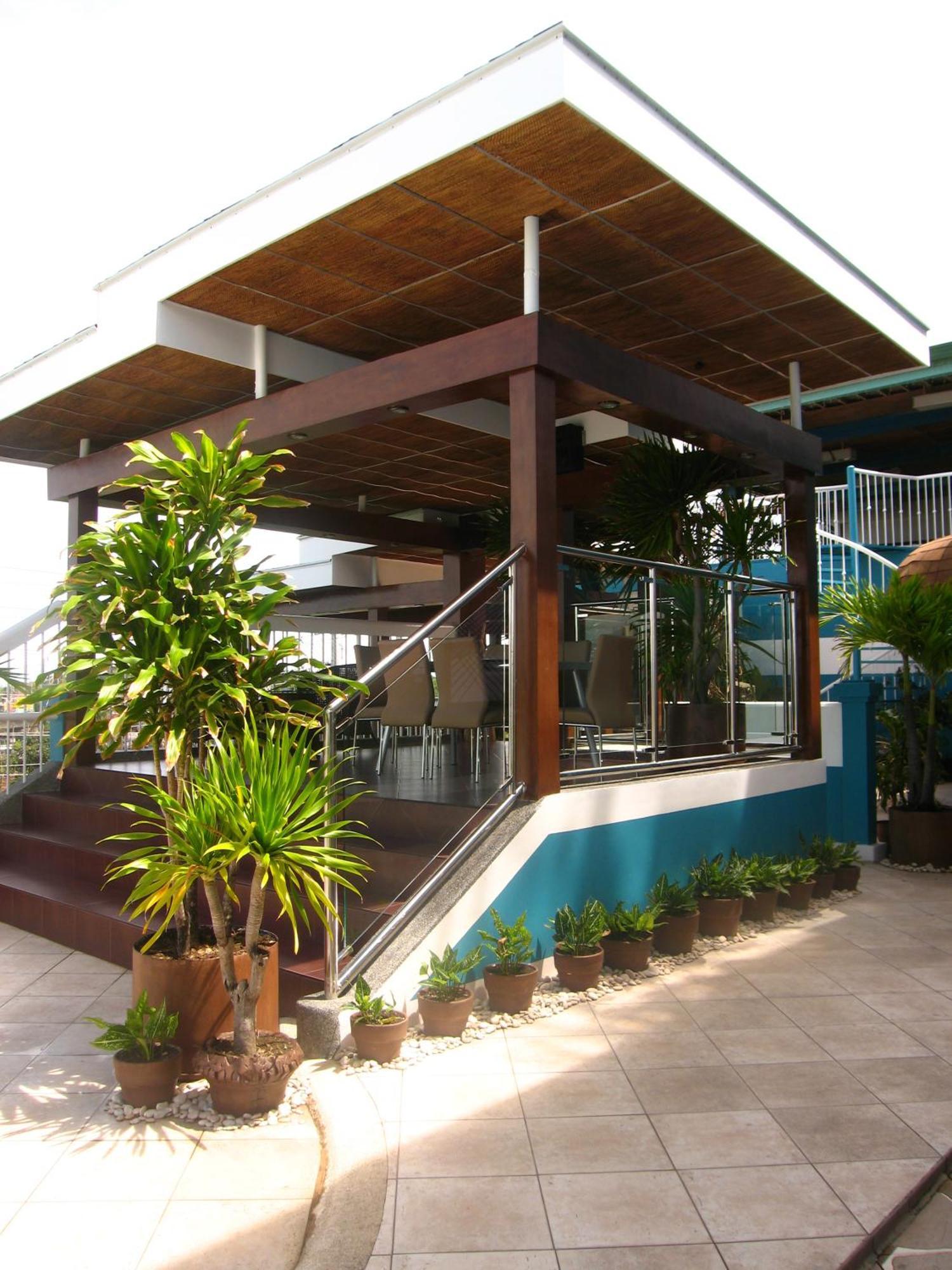 The Bellavista Hotel Lapu-Lapu City Esterno foto