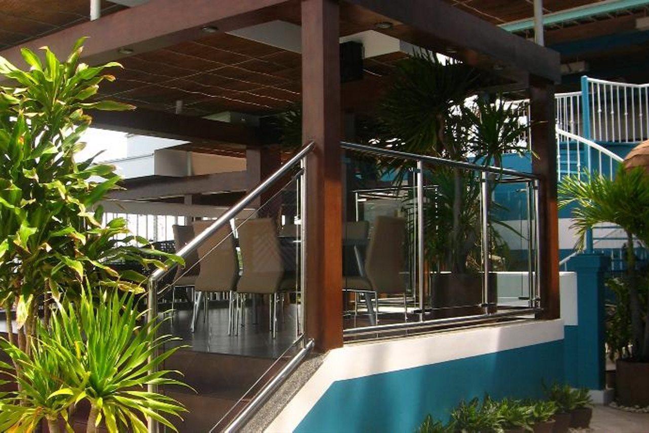 The Bellavista Hotel Lapu-Lapu City Esterno foto