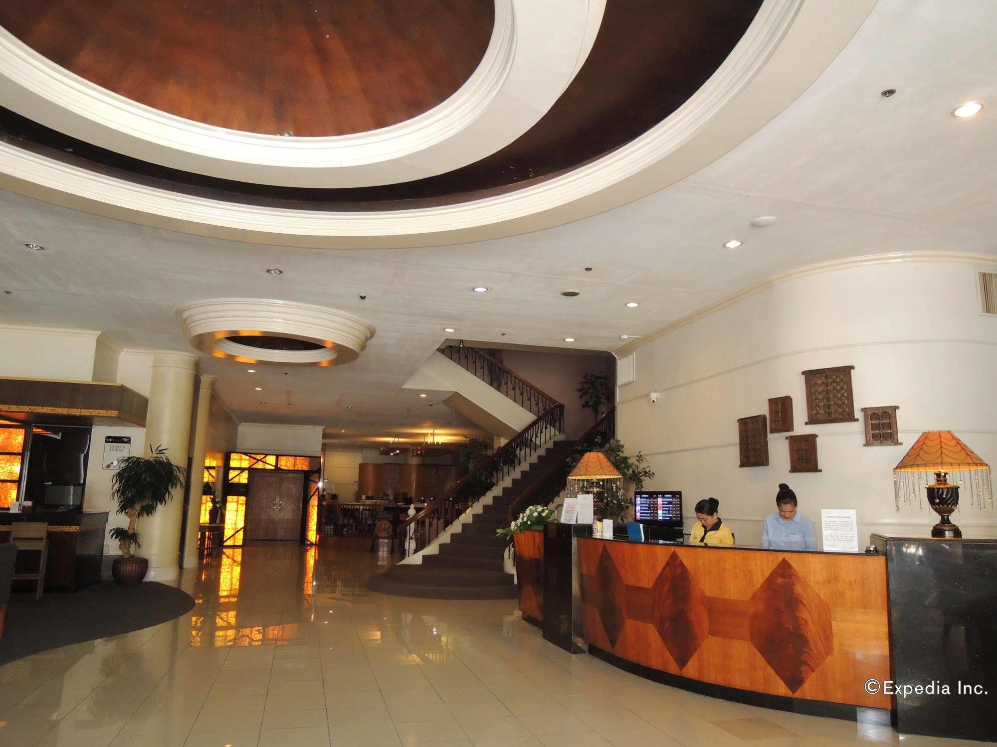 The Bellavista Hotel Lapu-Lapu City Esterno foto